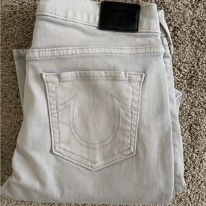 True Religion Women's Light Gray Skinny Jeans with Signature Pocket Stitch